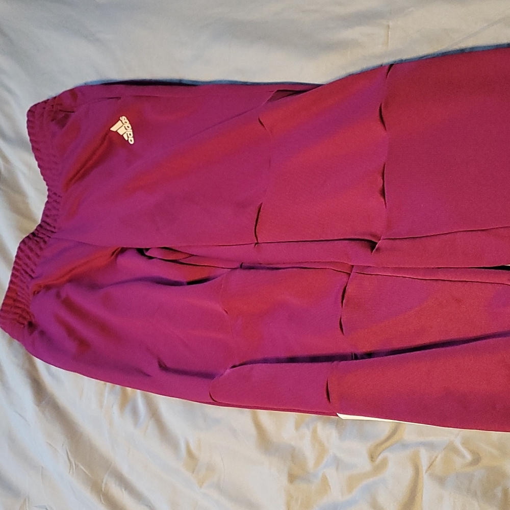 Maroon Adidas suit size  medium good  condition  worn once. Nice! No flaws.